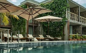 Apenunga Eco Hotel